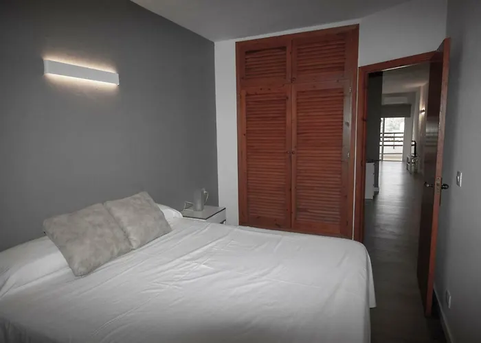 Apartamentos Portinatx Sea View, España