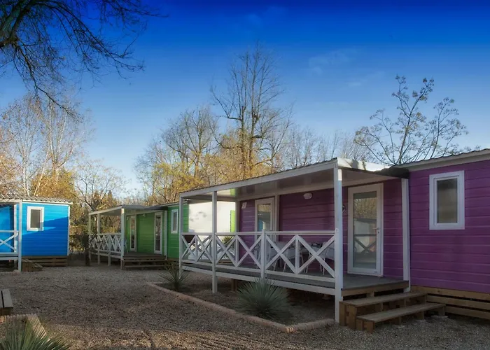 & Bungalows