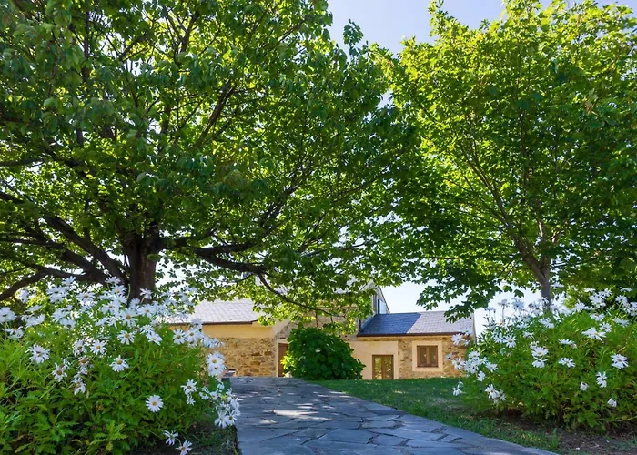 Apartamentos El Guindal