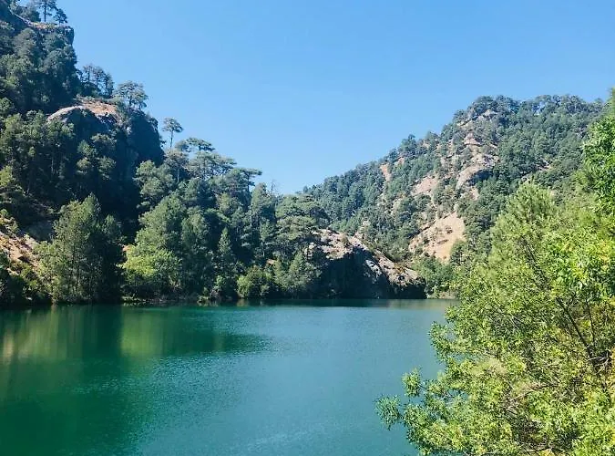 Alojamientos Castillo de la Iruela, España
