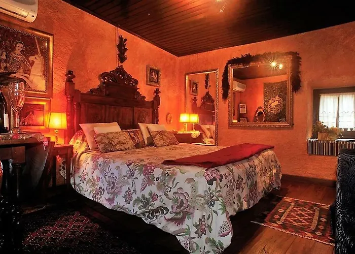 Las Moradas del Unicornio Hostal Pubol, España