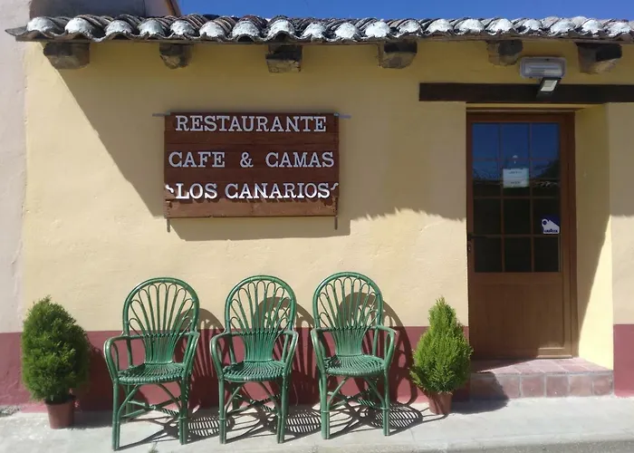 Los Canarios