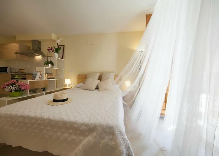 El Faro Apartaments Tarragona, España