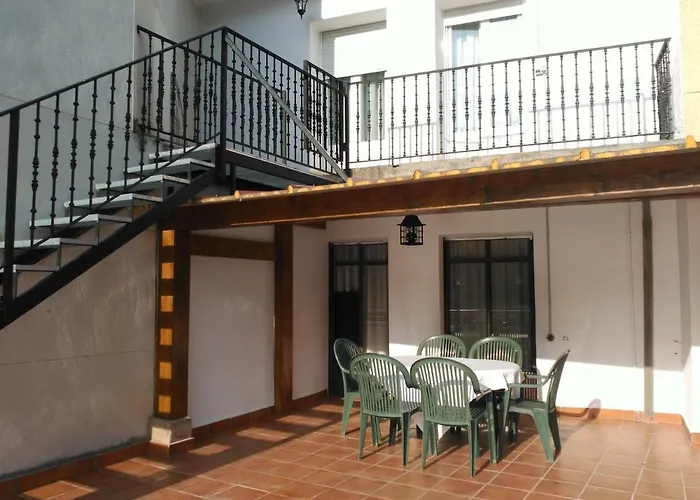 LA CASONA DE EZCARAY CON TERRAZAS Y PATIOS INDIVIDUALES