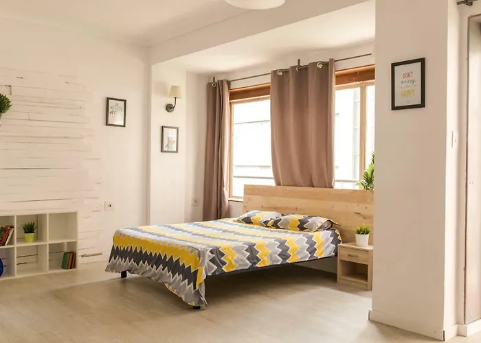 Big Room Holiday
