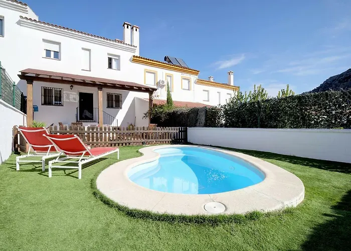 Magnífica casa con piscina privada