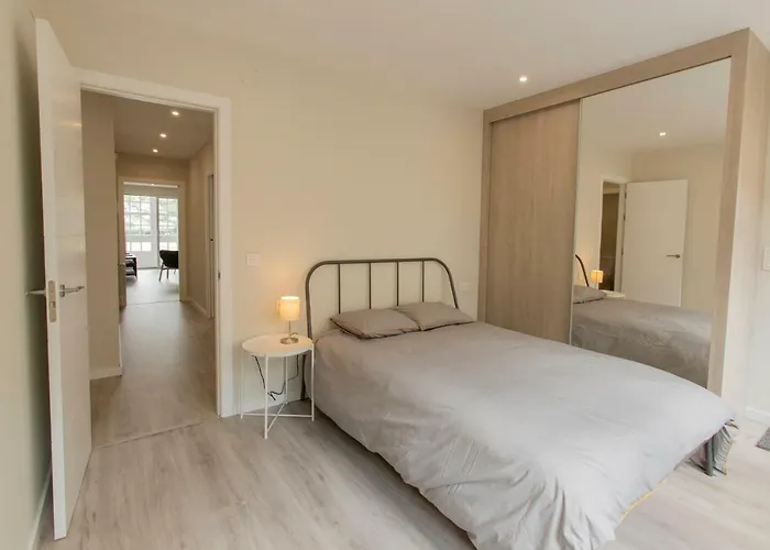 Noray Apartamentos Viveiro, España