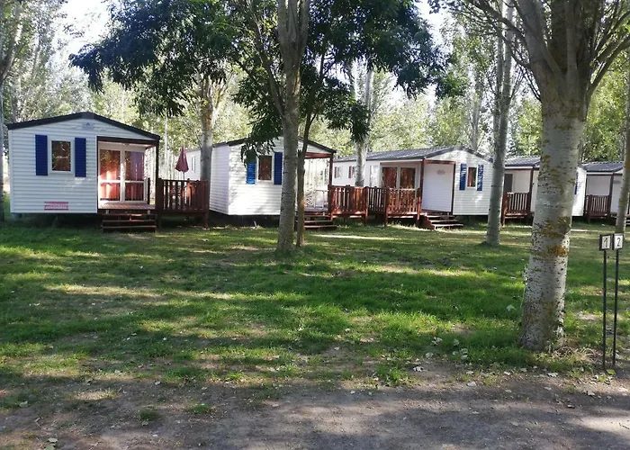 Camping El Tormes Hotel Alba De Tormes, España