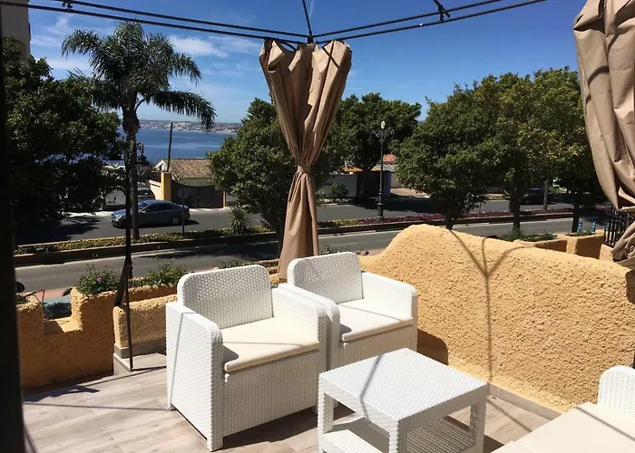 Beach Bungalow Port, Free Parking