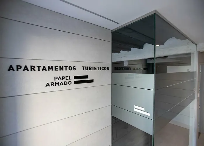 APARTAMENTOS TURISTICOS - PAPEL ARMADO - Calle Caldereros 33