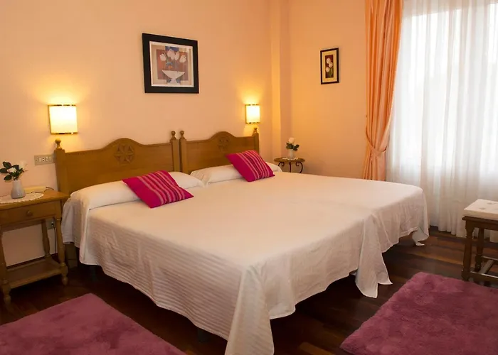 Hotel Txaraka