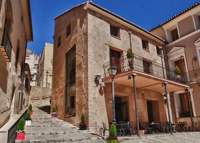 Con Encanto La Façana