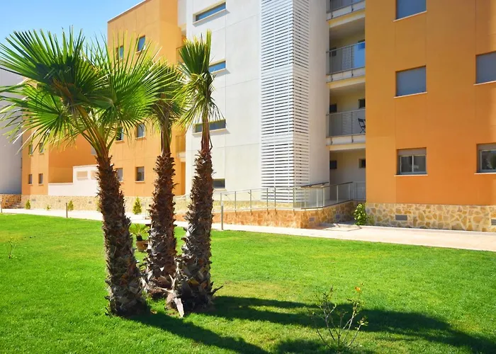 He Villamartin Gardens