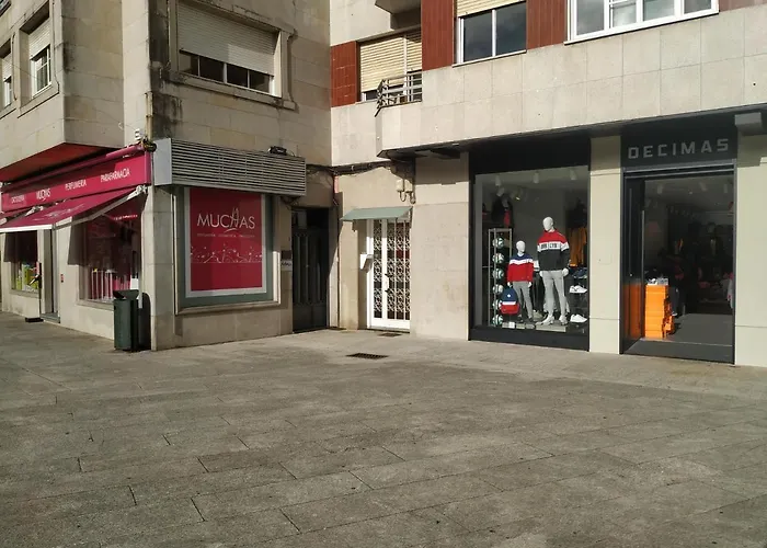 El Piso de la Placita Redondela, España
