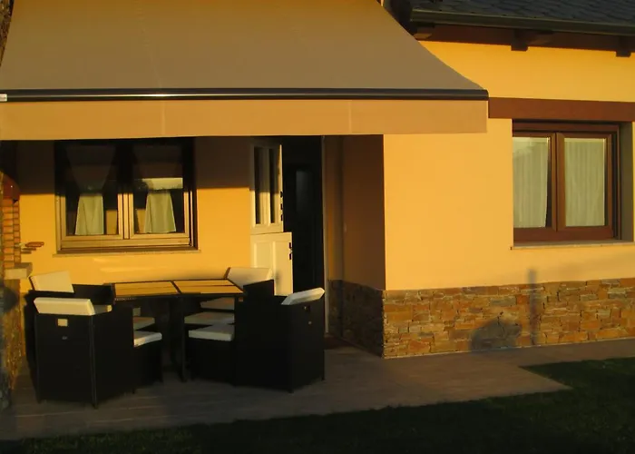 Apartamentos Fonte Villar Navia, España