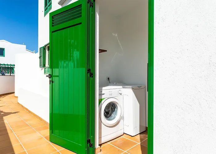 Apartamentos los Quiqueres Puerto del Carmen , España
