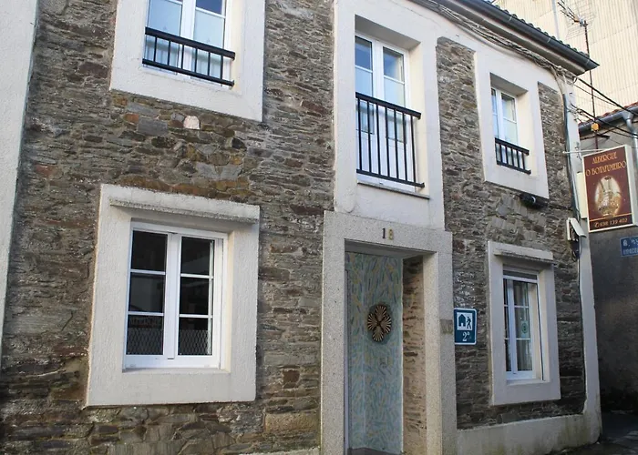 Albergue O Botafumeiro