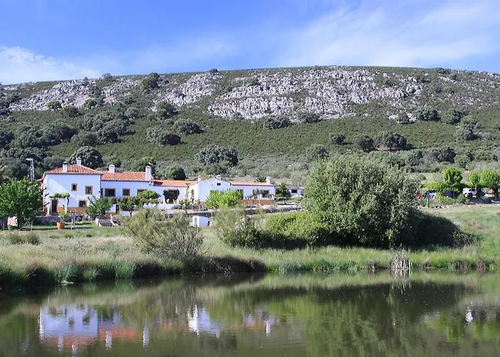 Palacio Viejo De Las Corchuelas