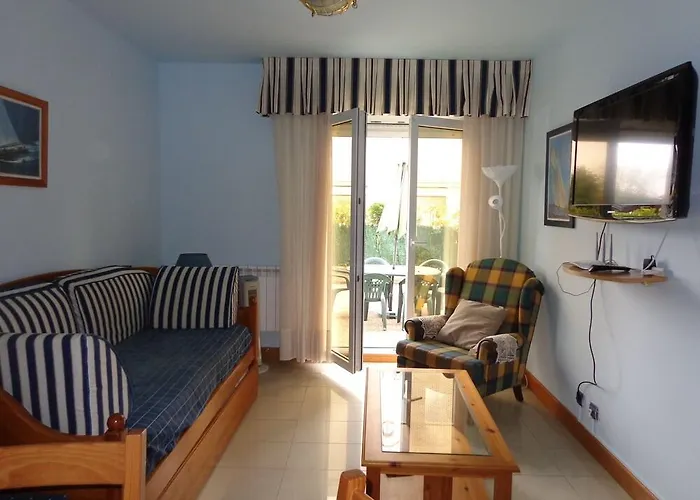 Apartamentos La Marina