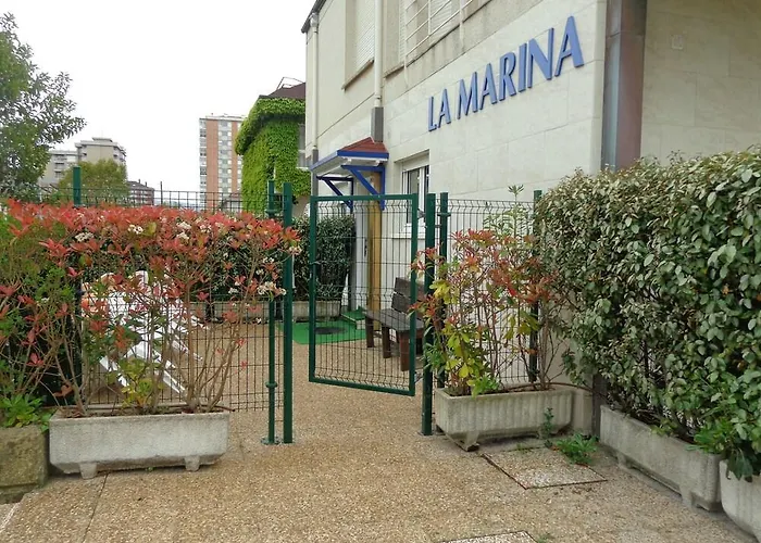 Apartamentos La Marina
