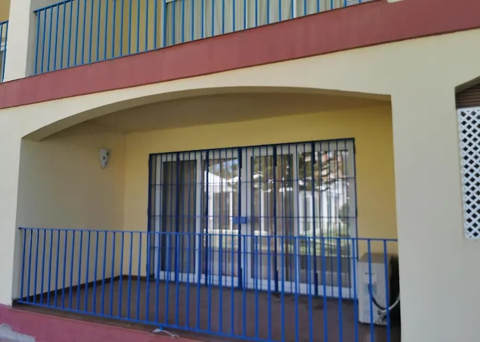Apartamentos Esteasur Islantilla, España
